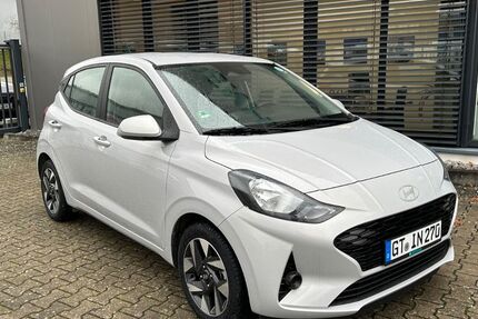 Hyundai i10 16.223 km 15.780 &euro; Schloß Holte-Stukenbrock 33758