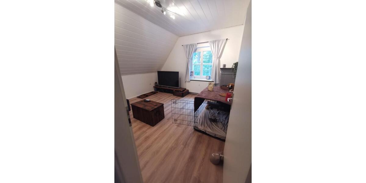 Dachgeschoßwohnung Paderborn - 3 Zimmer, 80 m&sup2;, 780&euro; | Angebot:27624463