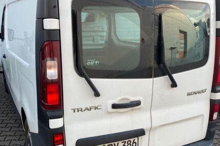 Renault Trafic 188.400 km 8.798 € Paderborn 33104