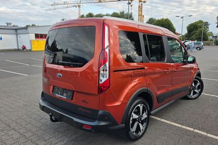 Ford Tourneo Connect 49.000 km 20.800 &euro; Salzkotten 33154