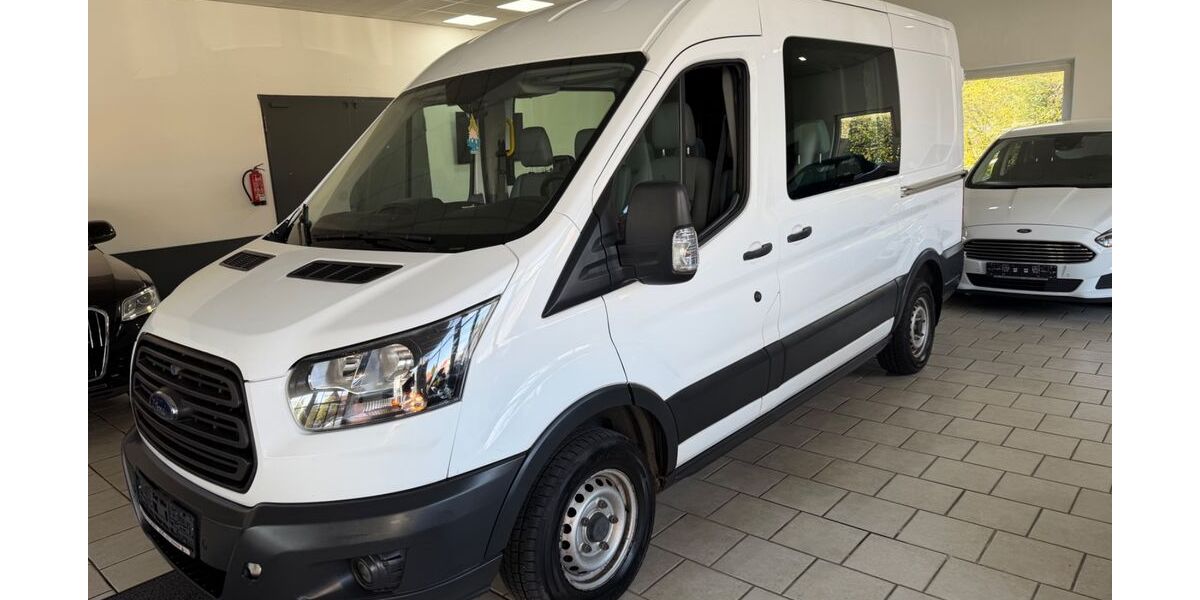 Ford Transit 98.000 km 13.950 &euro; Detmold 32756