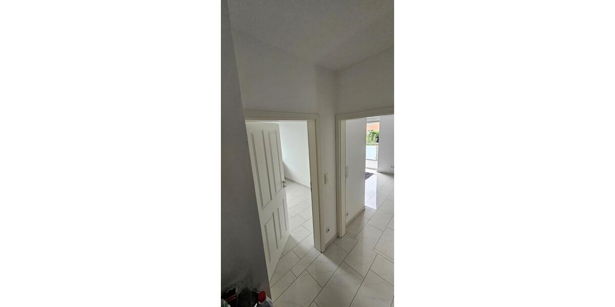 Etagenwohnung Paderborn Neuenbeken - 3 Zimmer, 92 m&sup2;, 1.100&euro; | Angebot:27623744