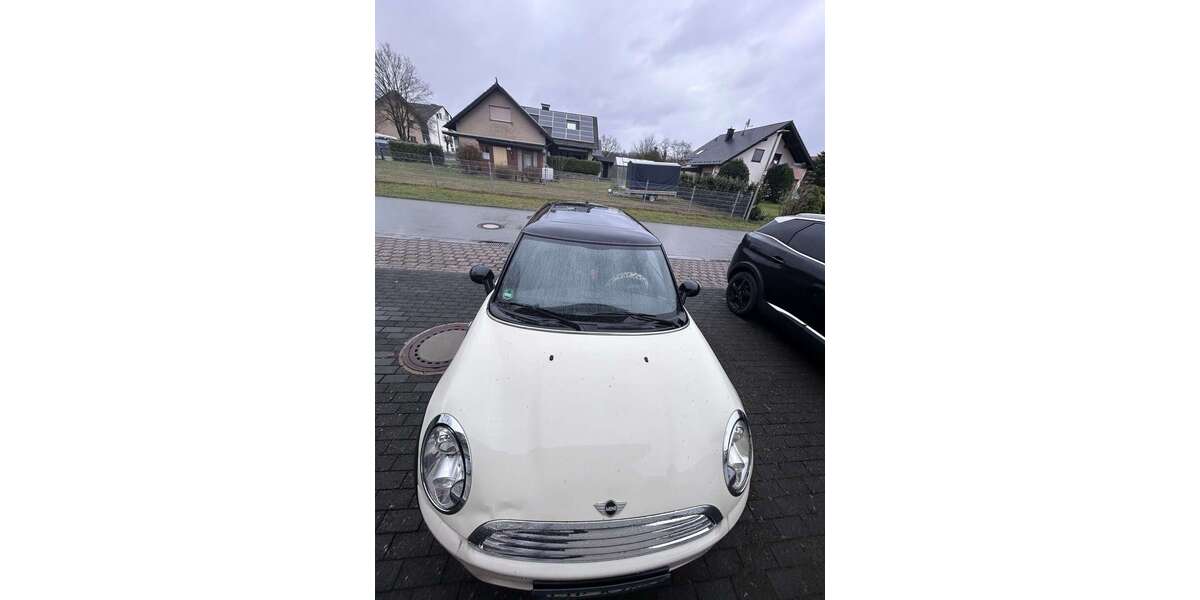 Mini One 178.000 km 3.400 &euro; Schlangen 33189