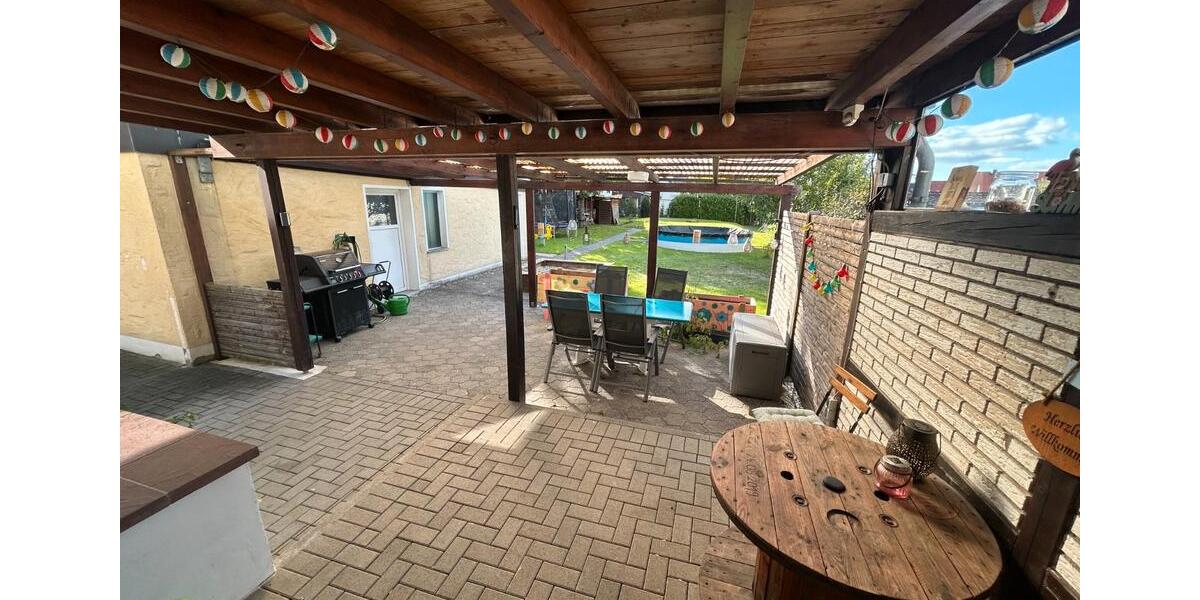 Einfamilienhaus Borchen - 8 Zimmer, 260 m&sup2;, 490.000&euro; | Angebot:27617866