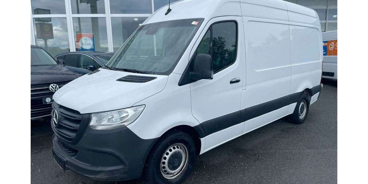 Mercedes-Benz Sprinter 88.000 km 19.950 &euro; Paderborn 33106