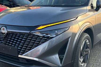 Nissan Qashqai 8.440 km 28.990 &euro; Paderborn 33106