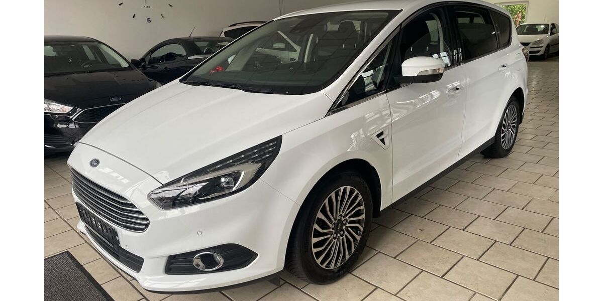 Ford S-Max 152.000 km 14.999 € Detmold 32756
