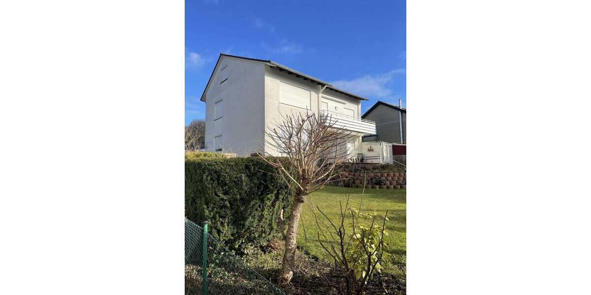 Einfamilienhaus Detmold Hakedahl - 10 Zimmer, 145 m&sup2;, 390.000&euro; | Angebot:26732285
