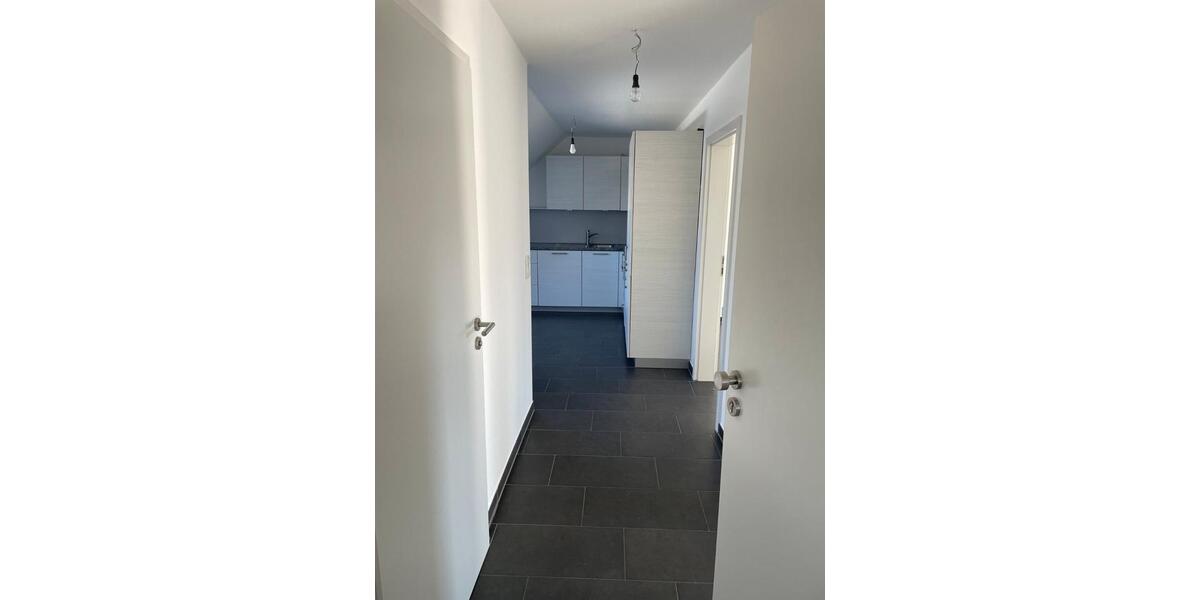 Dachgeschoßwohnung Paderborn - 2 Zimmer, 55 m&sup2;, 550&euro; | Angebot:25807073