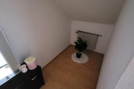 Wohnung Detmold Hiddesen - 2 Zimmer, 65 m&sup2;, 750&euro; | Angebot:25238987