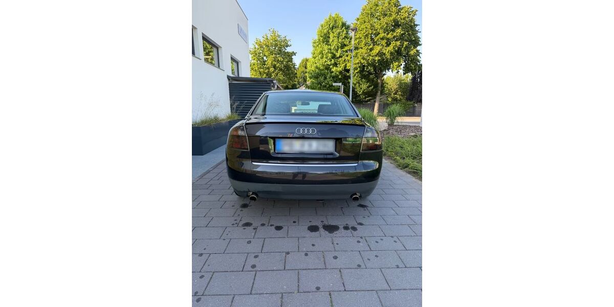 Audi A4 183.000 km 3.000 &euro; Paderborn 33106