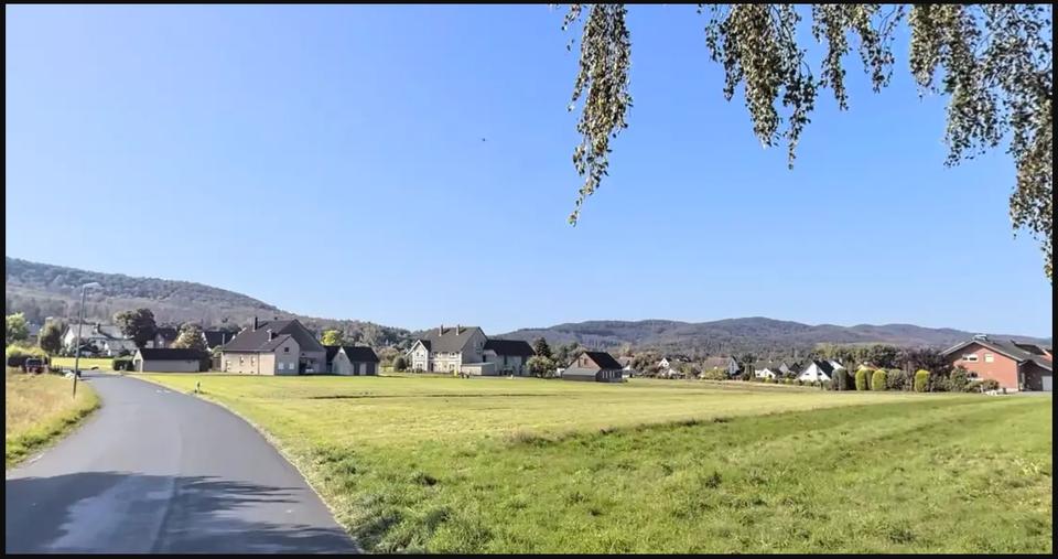 Einfamilienhaus Detmold Hakedahl - 5 Zimmer, 111 m&sup2;, 1.300&euro; | Angebot:24747570