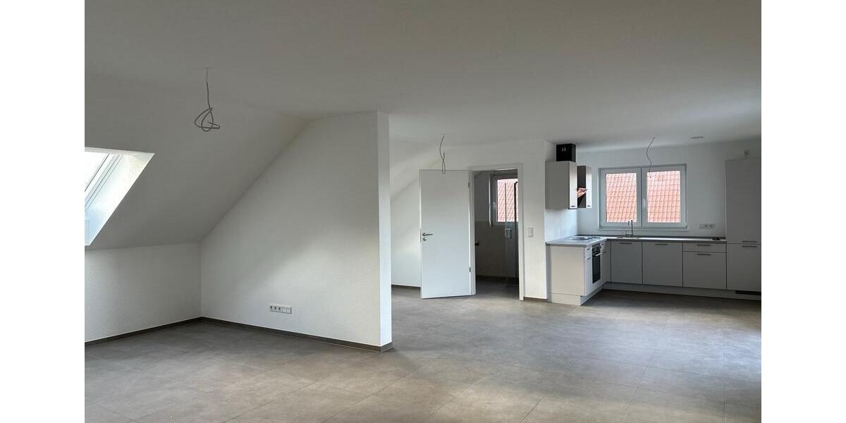 Dachgeschoßwohnung Borchen - 2 Zimmer, 89 m&sup2;, 1.240&euro; | Angebot:26311854