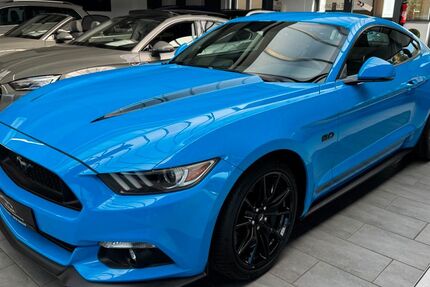 Ford Mustang 105.000 km 30.900 &euro; Detmold 32758