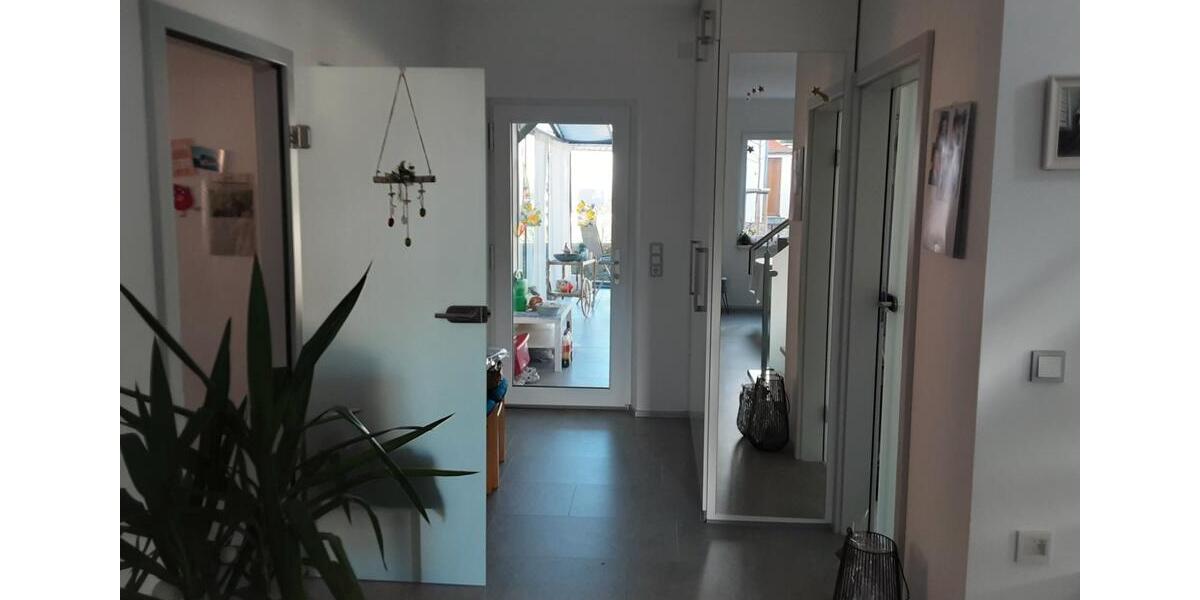 Einfamilienhaus Nieheim - 3 Zimmer, 120 m&sup2;, 299.000&euro; | Angebot:26044519