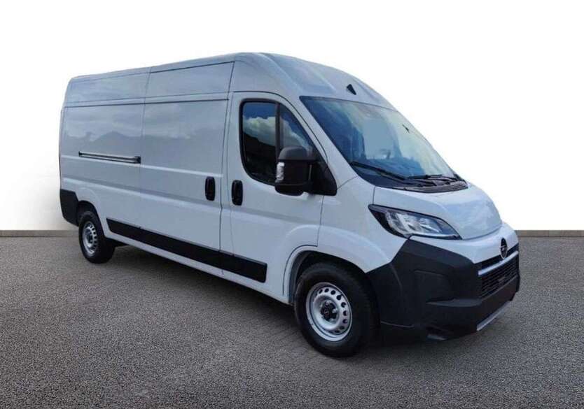 Opel Movano 31.108 km 28.890 € Bielefeld 33647