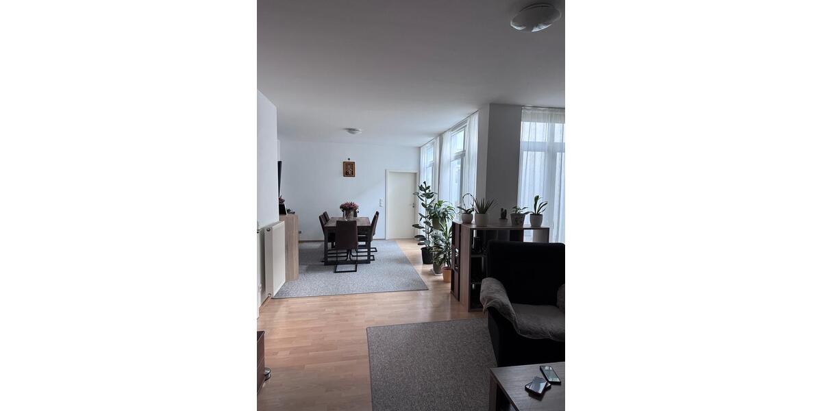 Erdgeschoßwohnung Lippstadt - 3 Zimmer, 83 m&sup2;, 860&euro; | Angebot:25280140