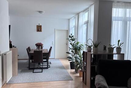 Wohnung Lippstadt - 3 Zimmer, 83 m&sup2;, 860&euro; | Angebot:25280140