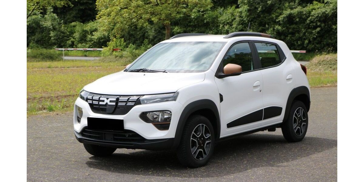 Dacia Spring 31.500 km 12.290 &euro; Paderborn 33102
