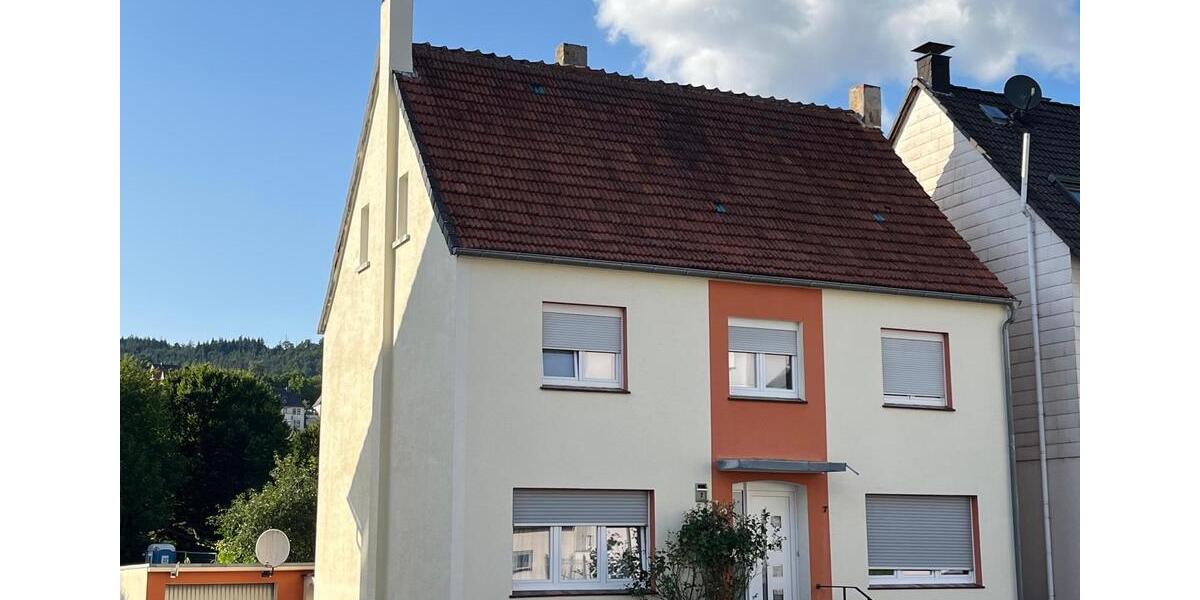 Einfamilienhaus Marsberg - 11 Zimmer, 190 m&sup2;, 249.999&euro; | Angebot:26047448