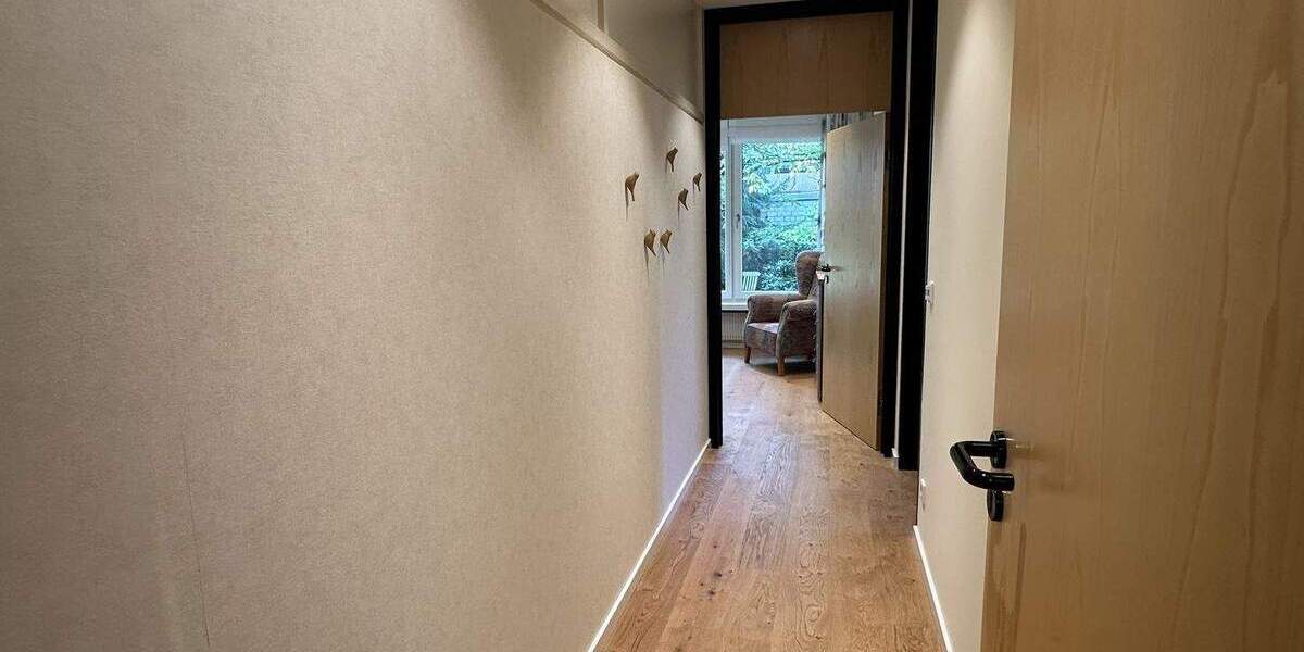 Einfamilienhaus Paderborn Schloß Neuhaus - 7 Zimmer, 370 m&sup2;, 850.000&euro; | Angebot:25390937
