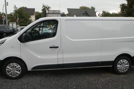 Renault Trafic 108.000 km 9.650 &euro; Paderborn 33100
