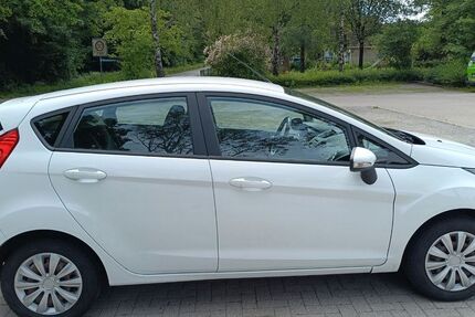 Ford Fiesta 75.700 km 5.500 &euro; Detmold 32760