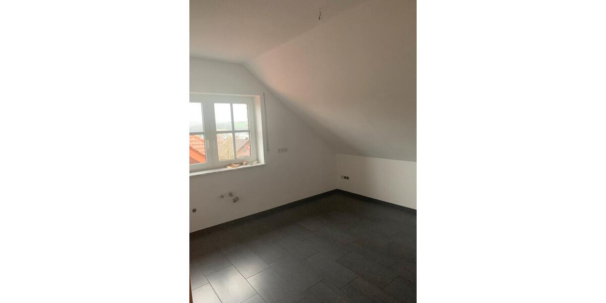 Charmante lichtdurchflutete 3 Zimmer Wohnung, Altenbeken-Schwaney 3 zimmer