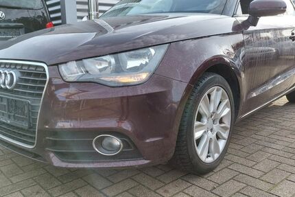 Audi A1 180.000 km 7.450 € Schlangen 33189