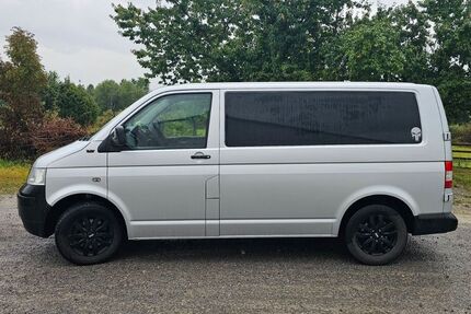 VW T5 Transporter 281.000 km 10.500 &euro; Steinheim 32839
