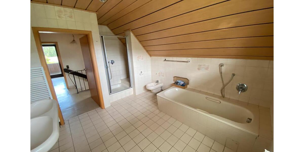 Einfamilienhaus Steinheim - 5 Zimmer, 139 m&sup2;, 280.000&euro; | Angebot:27617977