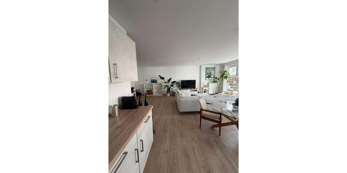 Etagenwohnung Paderborn Neuenbeken - 2 Zimmer, 84 m&sup2;, 1.000&euro; | Angebot:26193518
