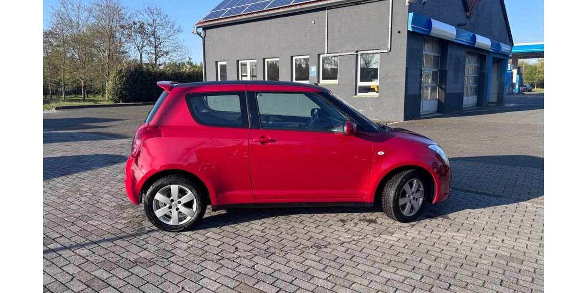 Suzuki Swift 200.000 km 1.850 &euro; Paderborn 33102