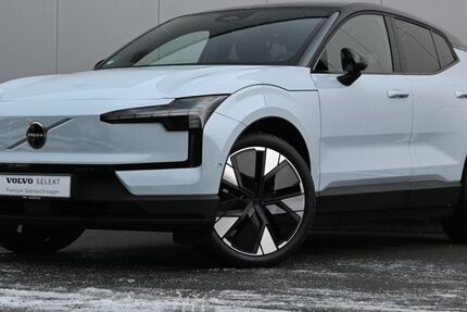 Volvo EX30 9.884 km 35.850 &euro; Paderborn 33106