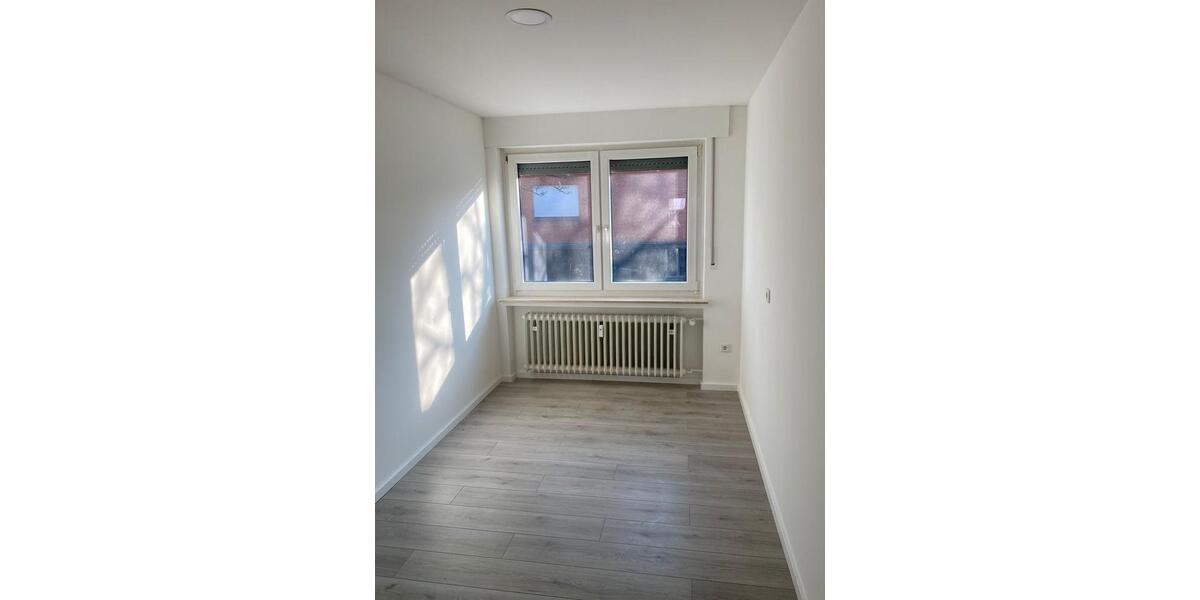 Etagenwohnung Horn-Bad Meinberg Bad Meinberg - 5 Zimmer, 119 m&sup2;, 1.100&euro; | Angebot:25887577