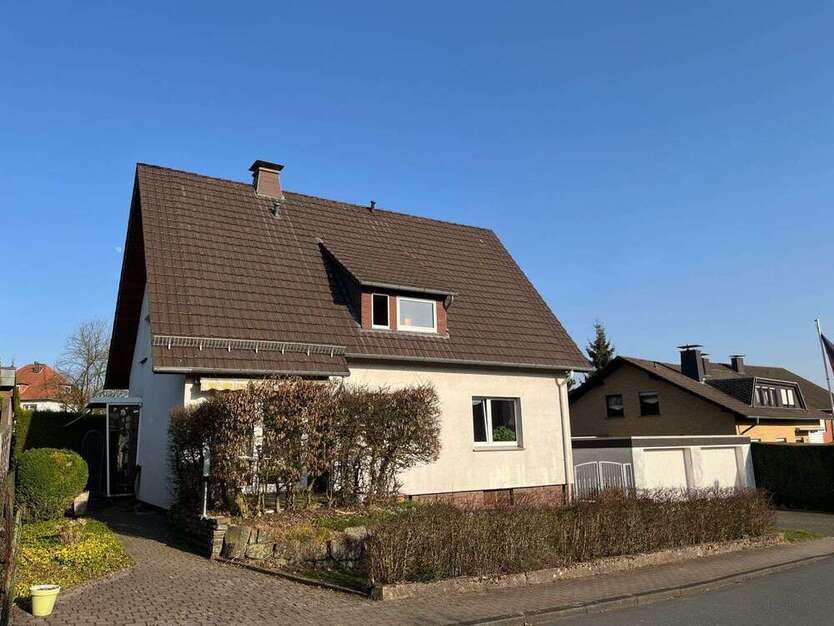 Haus zum Kaufen in Bad Driburg 268.000 € 124.07 m²