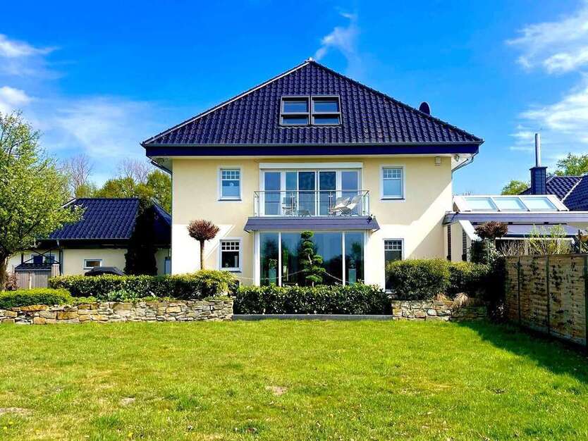 Haus zum Mieten in Delbrück 2.500 € 220 m²