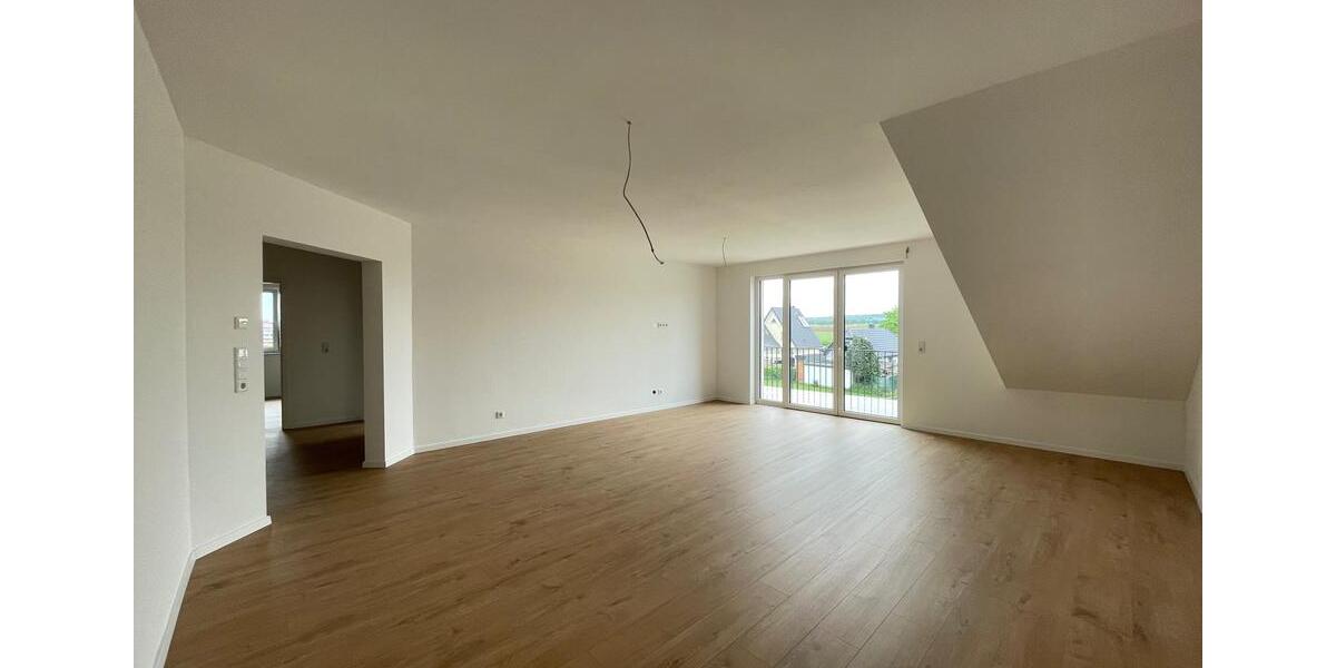 Dachgeschoßwohnung Geseke - 3 Zimmer, 109 m&sup2;, 1.095&euro; | Angebot:26462497