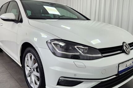 VW Golf 70.706 km 17.990 € Schloß Holte-Stukenbrock 33758