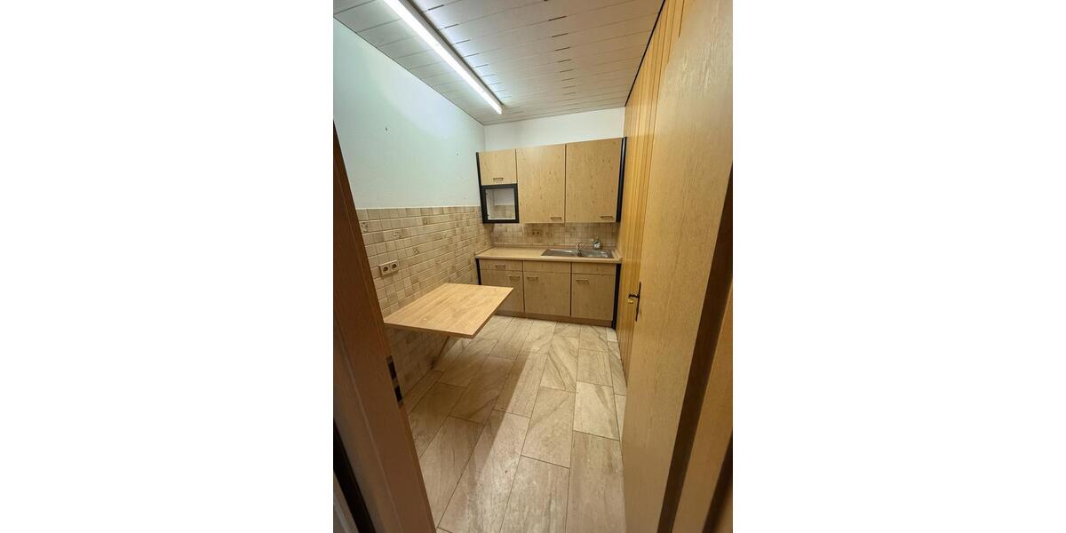 Gewerbeobjekt Nieheim - 350&euro; | Angebot:18900823