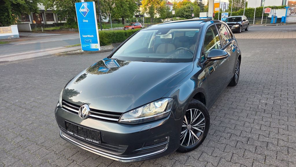VW Golf 108.000 km 12.999 &euro; Salzkotten 33154