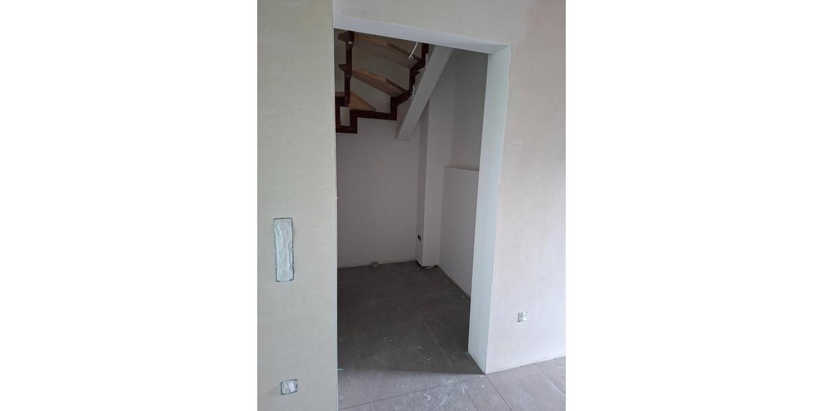 Reihenhaus Büren - 6 Zimmer, 128 m&sup2;, 1.000&euro; | Angebot:27618827