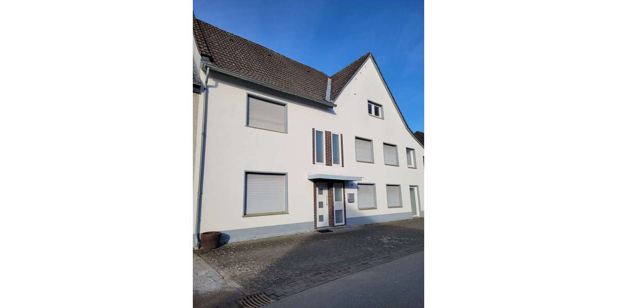 Einfamilienhaus Geseke - 5 Zimmer, 150 m&sup2;, 1.000&euro; | Angebot:26111210