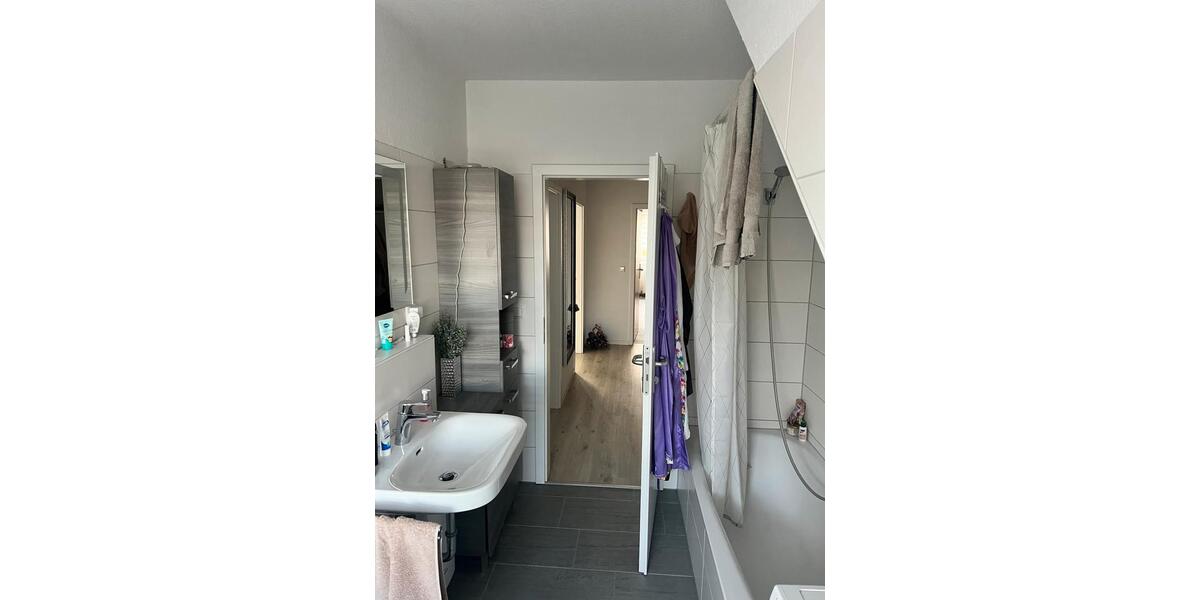 Dachgeschoßwohnung Paderborn - 2 Zimmer, 71 m&sup2;, 774&euro; | Angebot:27595057