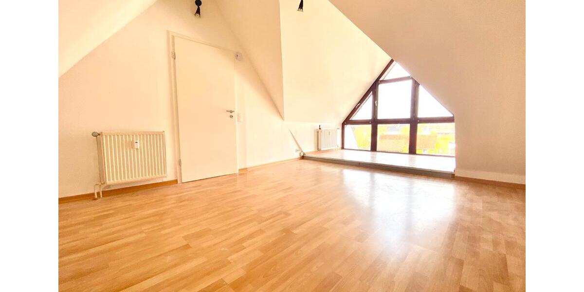Dachgeschoßwohnung Schlangen - 2 Zimmer, 30 m&sup2;, 375&euro; | Angebot:27600496