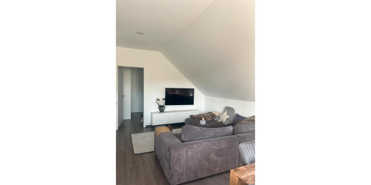 Dachgeschoßwohnung Detmold Hiddesen - 3 Zimmer, 85 m&sup2;, 320.000&euro; | Angebot:27077723