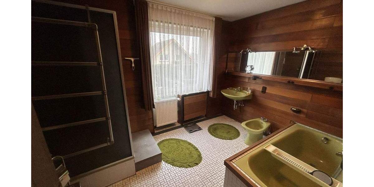 Mehrfamilienhaus, Wohnhaus Borchen / Kirchborchen Kirchborchen - 9 Zimmer, 216 m&sup2;, 365.000&euro; | Angebot:26715257