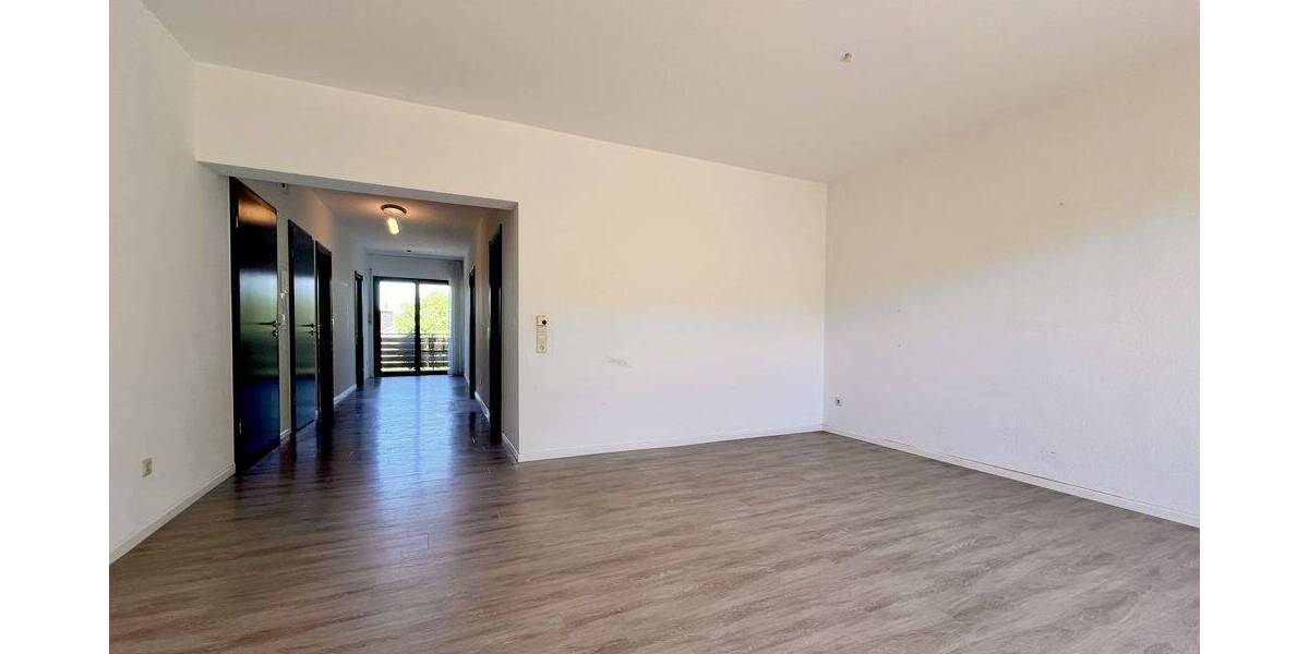 Etagenwohnung Detmold Innenstadt - 3 Zimmer, 75 m&sup2;, 175.000&euro; | Angebot:26909857