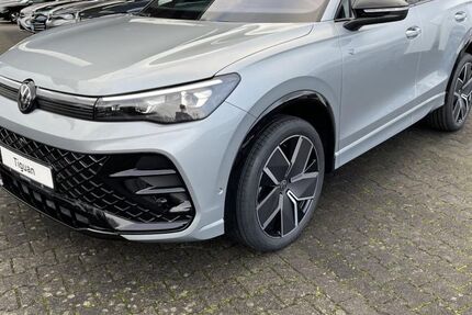 VW Tiguan 2.499 km 56.900 &euro; Büren 33142