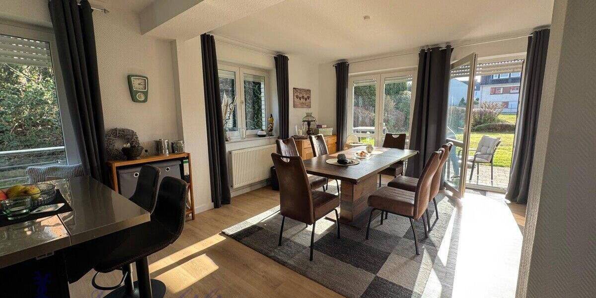 Etagenwohnung Detmold Hiddesen - 2 Zimmer, 76 m&sup2;, 580&euro; | Angebot:26788151